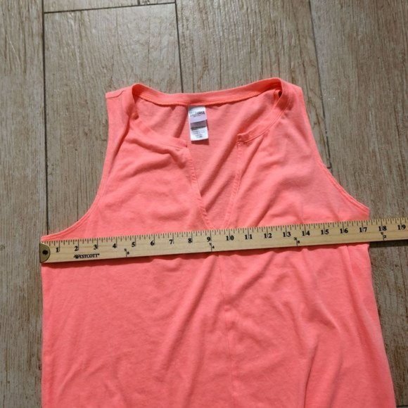 Victoria's Secret Sport Orange  Sleeveless front tie top, Size S - Picture 6 of 11